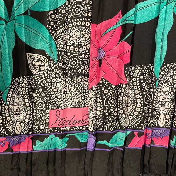 Vintage Floral Pleated Midi Skirt Pink Purple Black Green - Picture 8 of 9